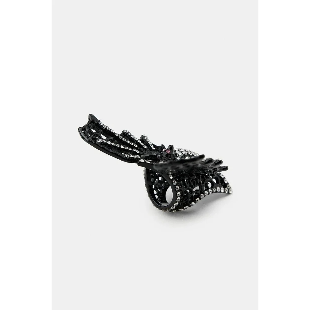Bat Rhinestone Statement Ring‎ Sz S Black Crystal Gothic Halloween Cocktail Ring